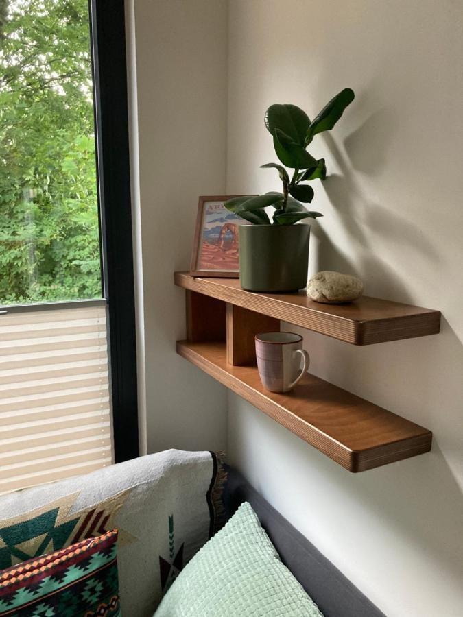 Tiny House Im Seecontainer Mit Parkplatz, Glasfaser, Netflix, Veranda Und Gehobener Ausstattung โคบวร์ก ภายนอก รูปภาพ