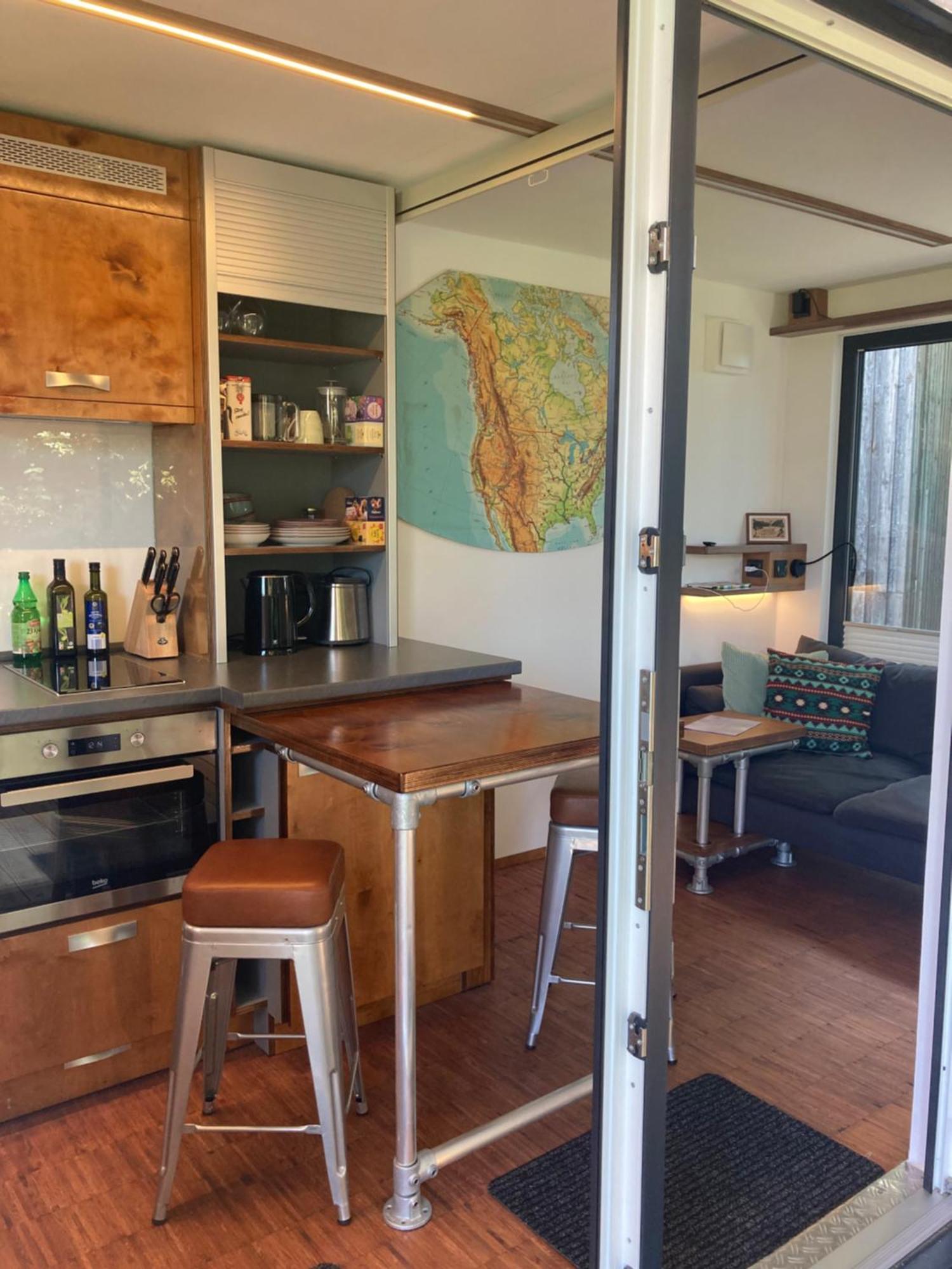 Tiny House Im Seecontainer Mit Parkplatz, Glasfaser, Netflix, Veranda Und Gehobener Ausstattung โคบวร์ก ภายนอก รูปภาพ